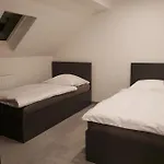 Residenz 12 *