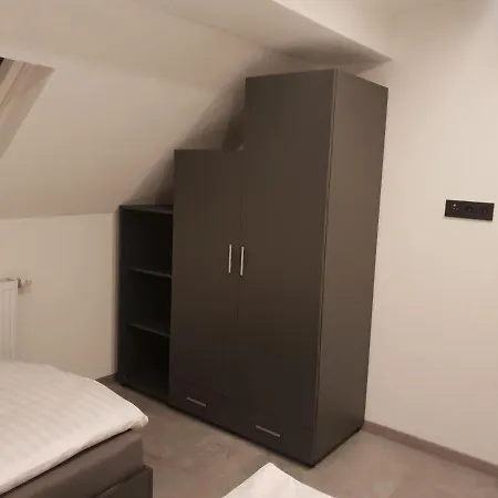 Residenz 12 دينكلسبهل