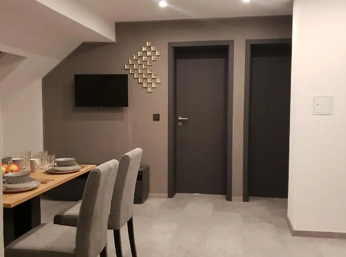 Residenz 12 아파트 *